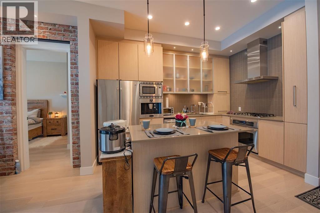 3FL 262 SALTER STREET, New Westminster
