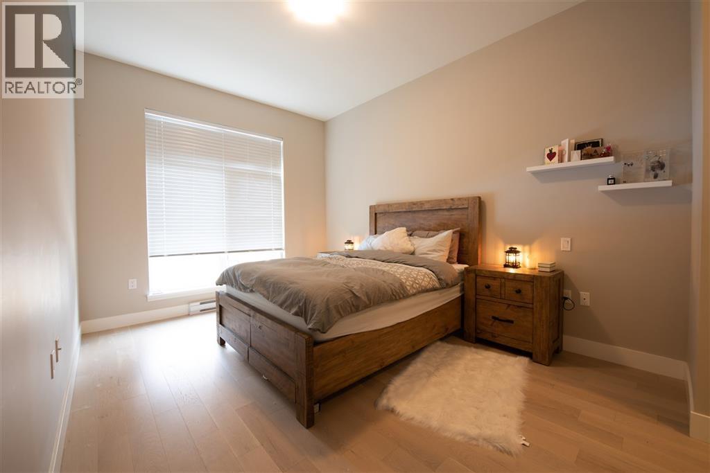 3FL 262 SALTER STREET, New Westminster