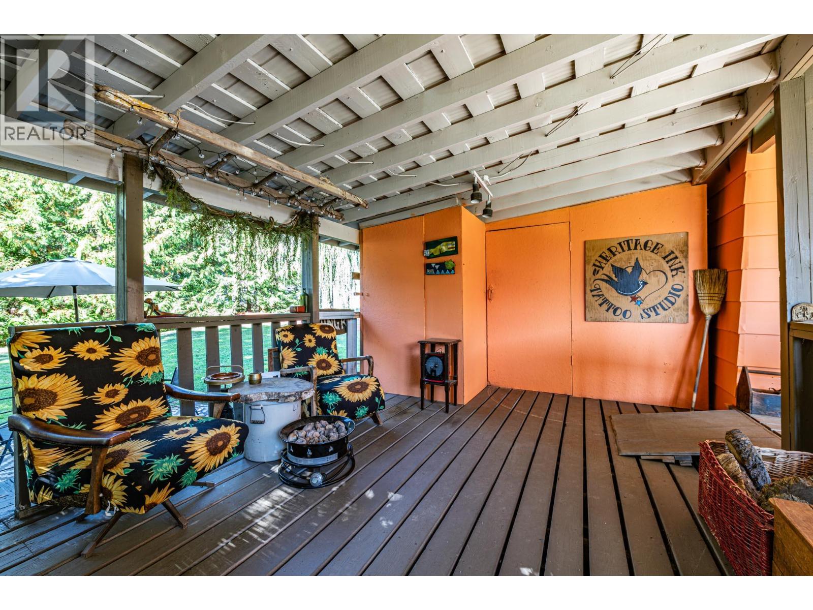 804 Cedar Avenue, Salmo