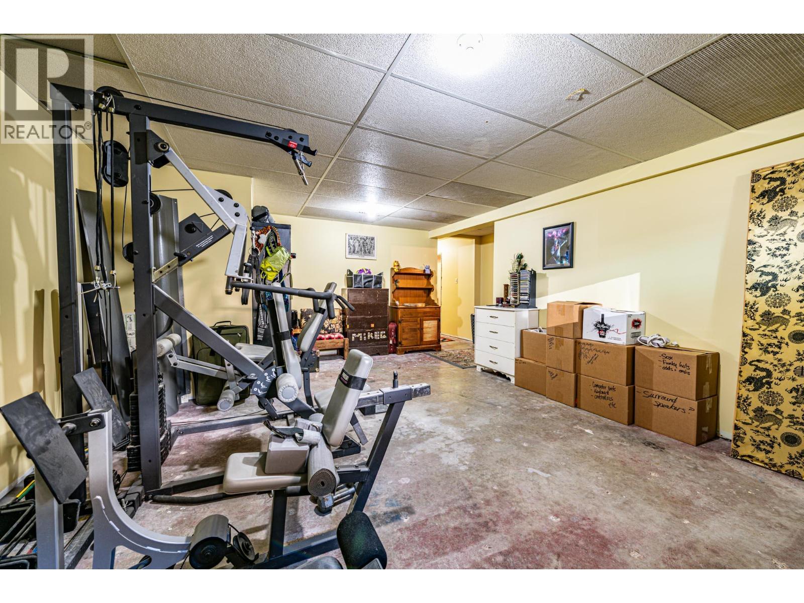 804 Cedar Avenue, Salmo