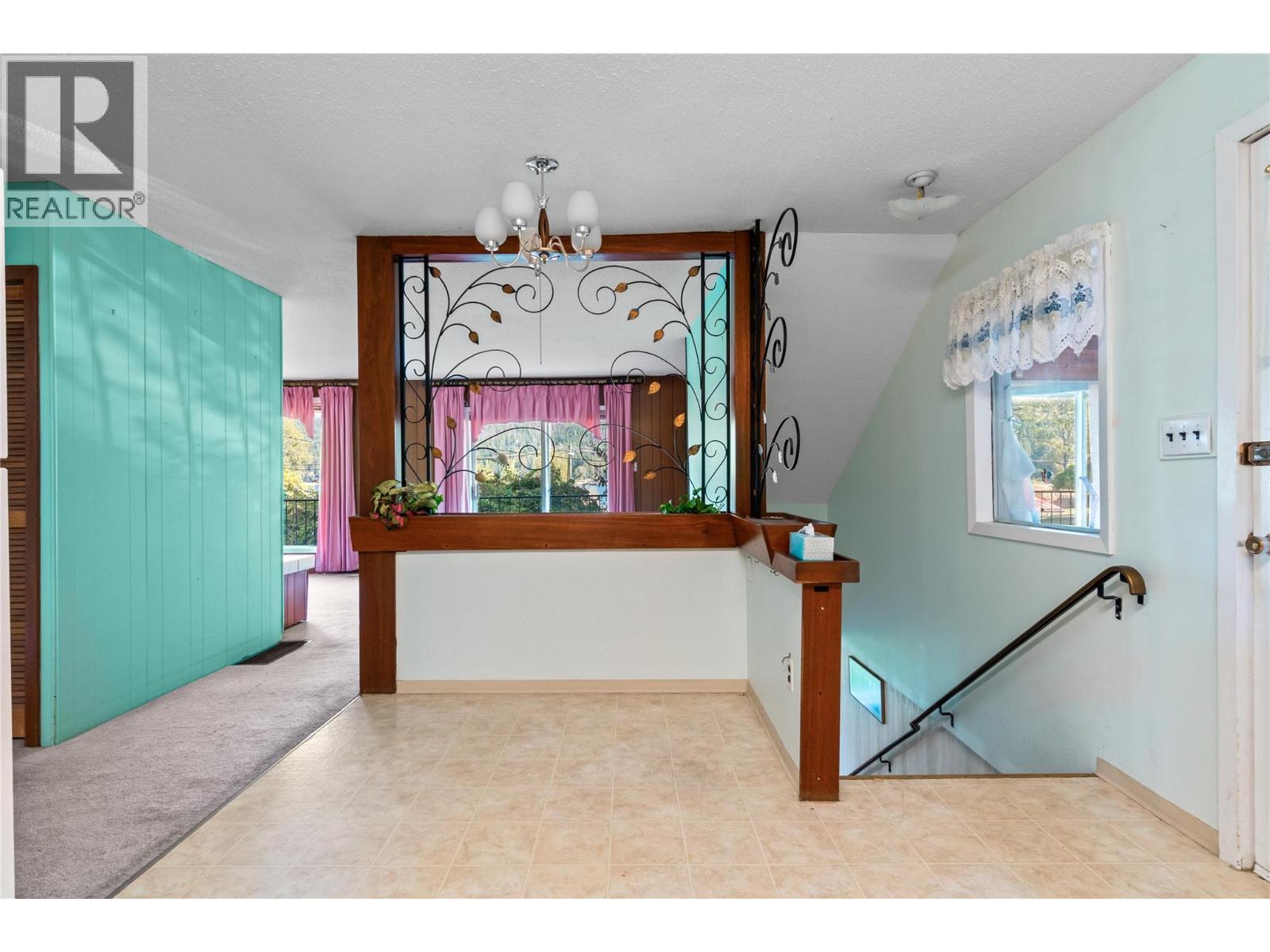 2602 Blind Bay Road, Blind Bay