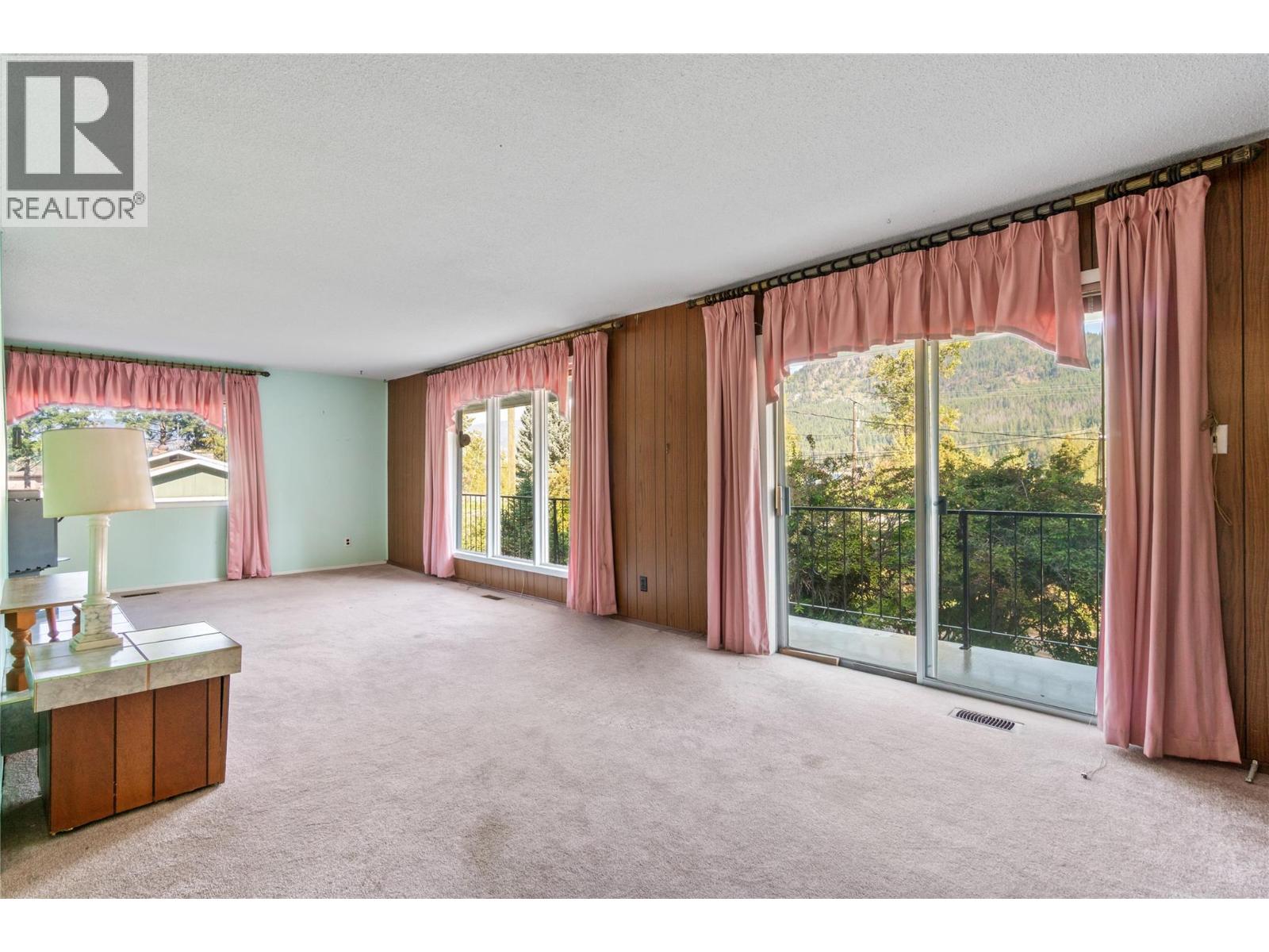 2602 Blind Bay Road, Blind Bay