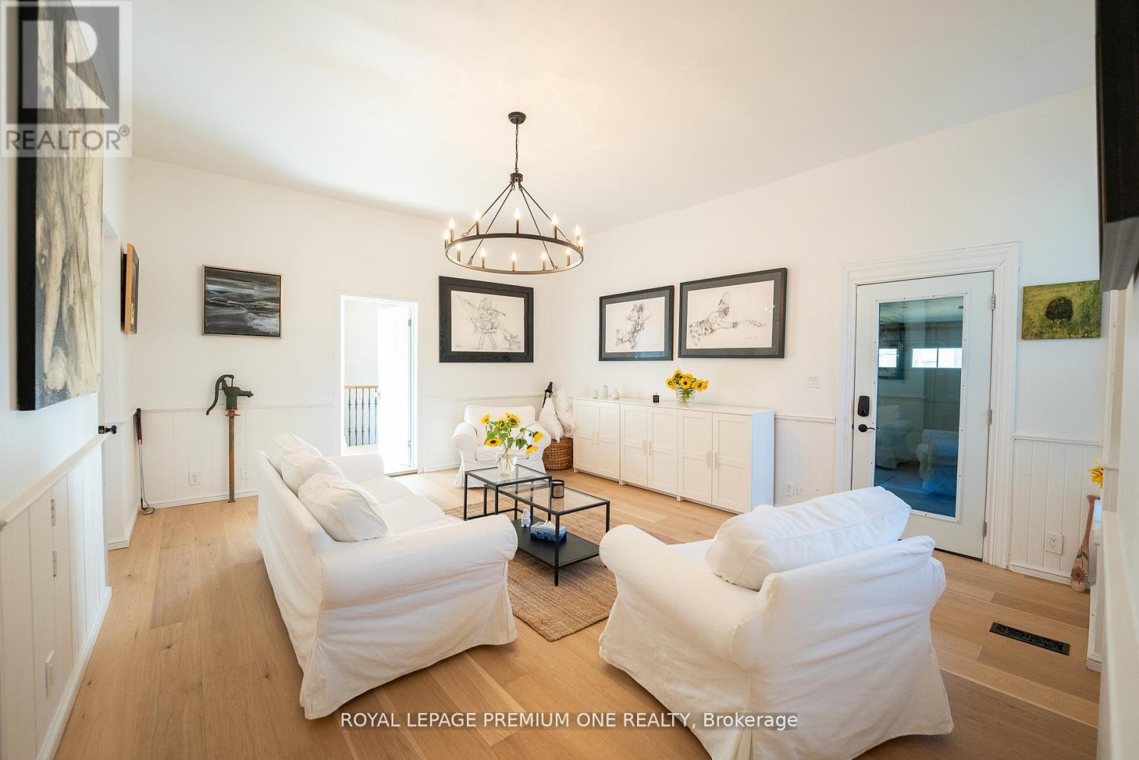 Single Family House for Sale in  HEART LAKE ROAD Caledon (Inglewood) 