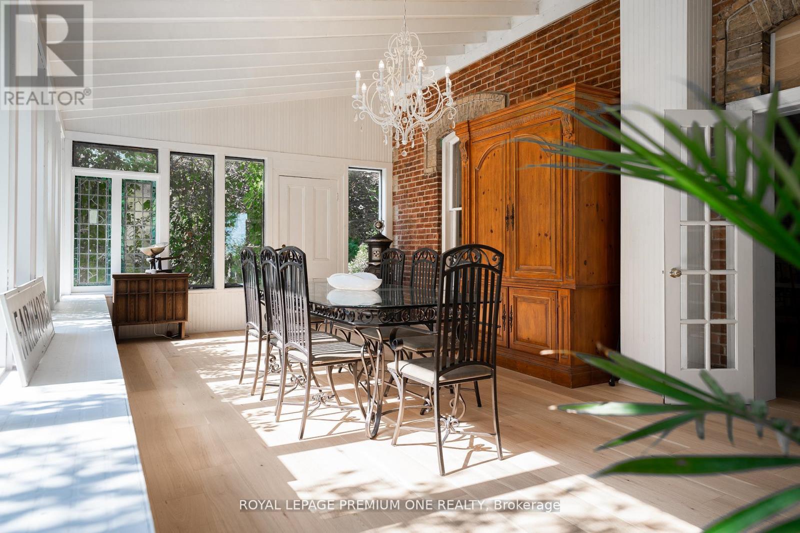 Single Family House for Sale in  HEART LAKE ROAD Caledon (Inglewood) 