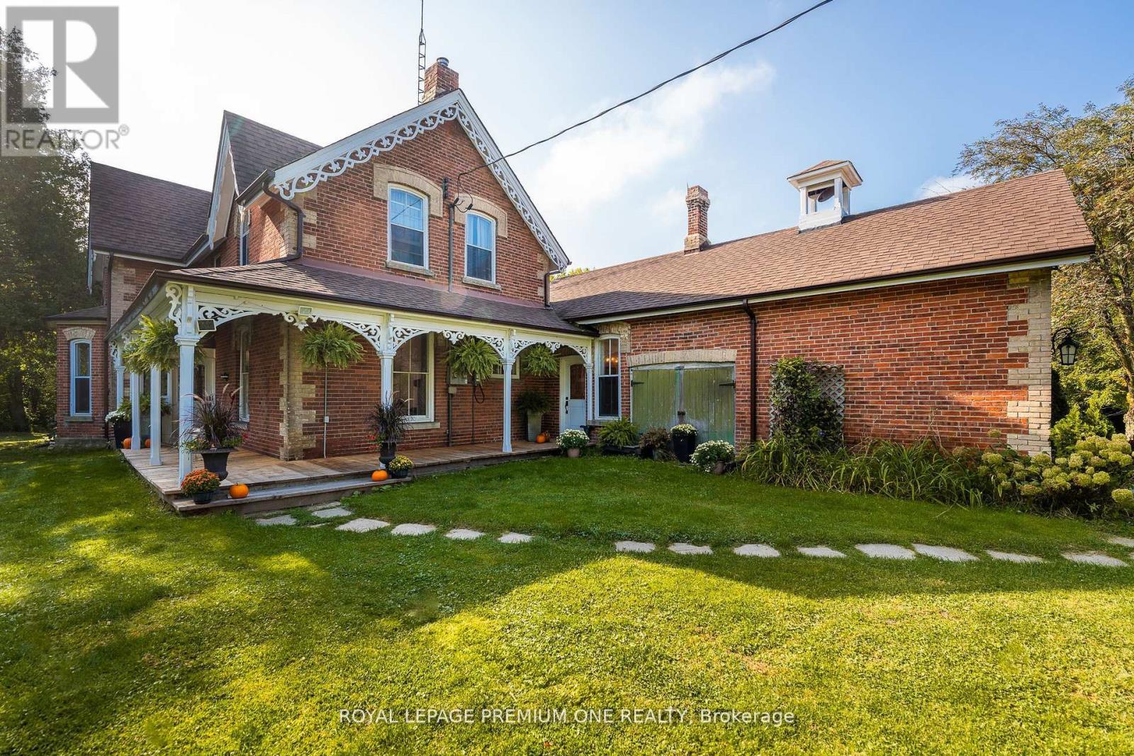 Single Family House for Sale in  HEART LAKE ROAD Caledon (Inglewood) 