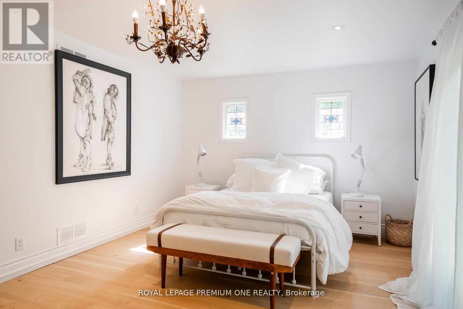 Single Family House for Sale in  HEART LAKE ROAD Caledon (Inglewood) 