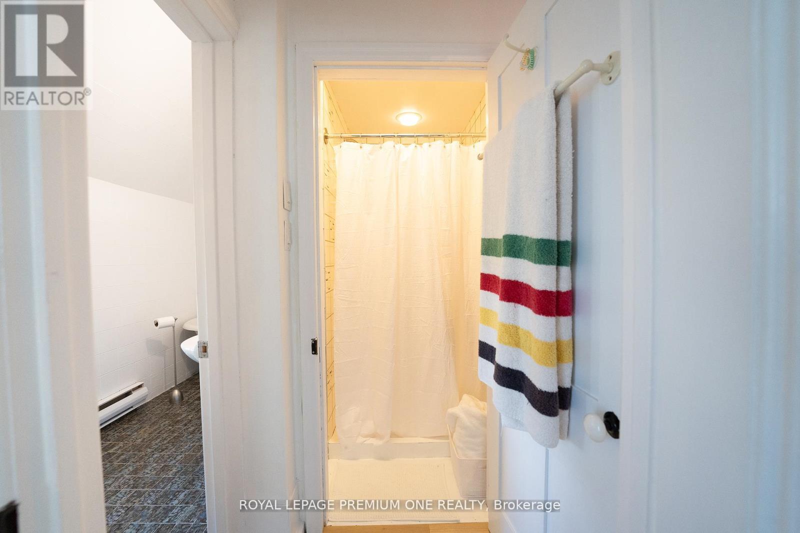 Single Family House for Sale in  HEART LAKE ROAD Caledon (Inglewood) 