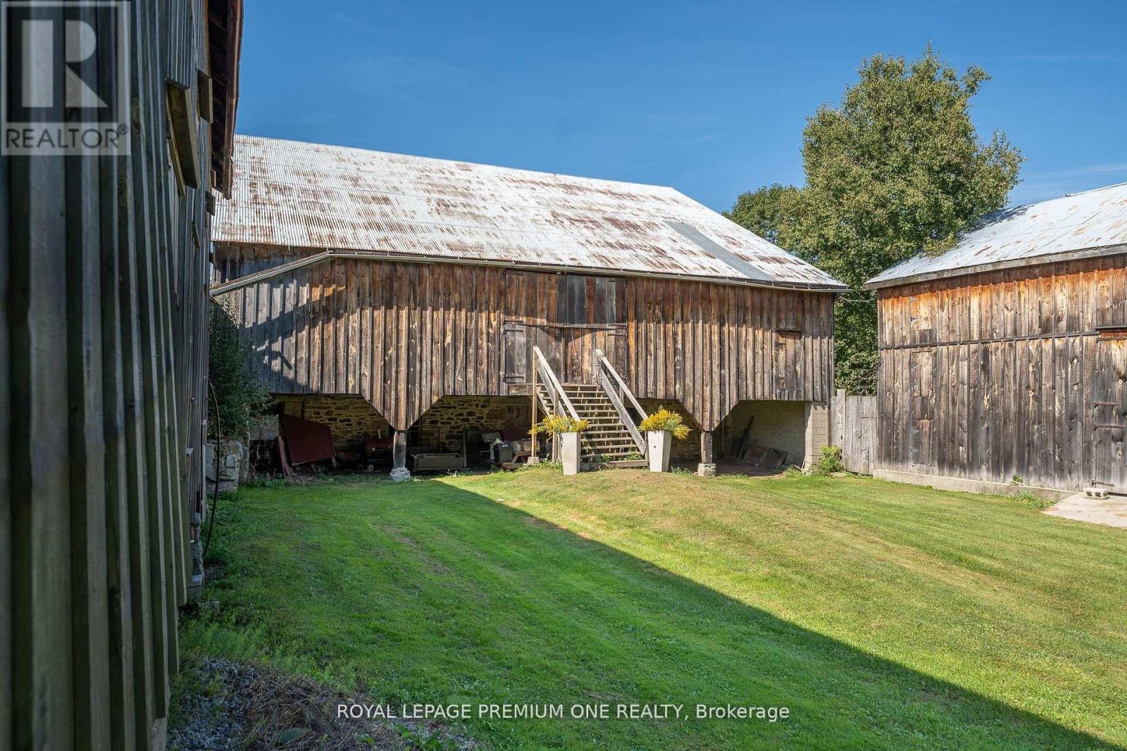 Single Family House for Sale in  HEART LAKE ROAD Caledon (Inglewood) 