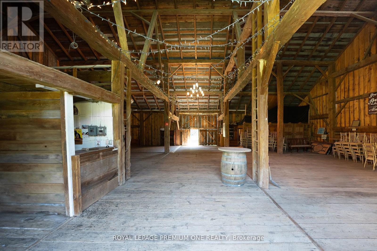 Single Family House for Sale in  HEART LAKE ROAD Caledon (Inglewood) 