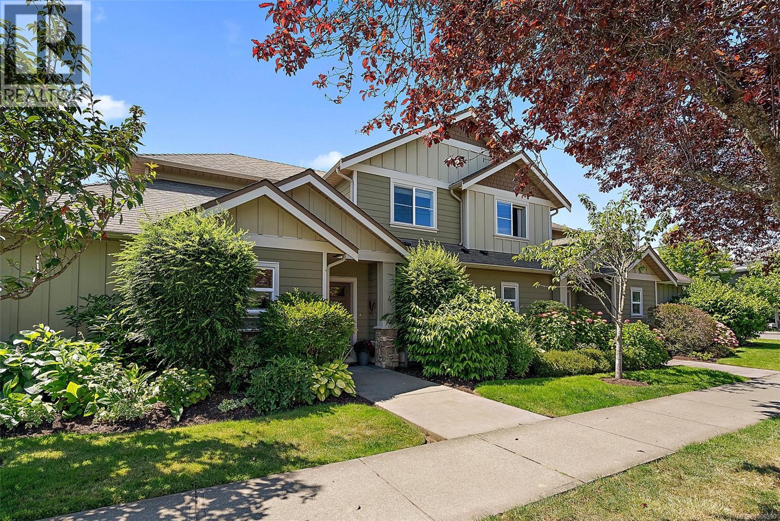 4 2449 Malaview Ave, Sidney