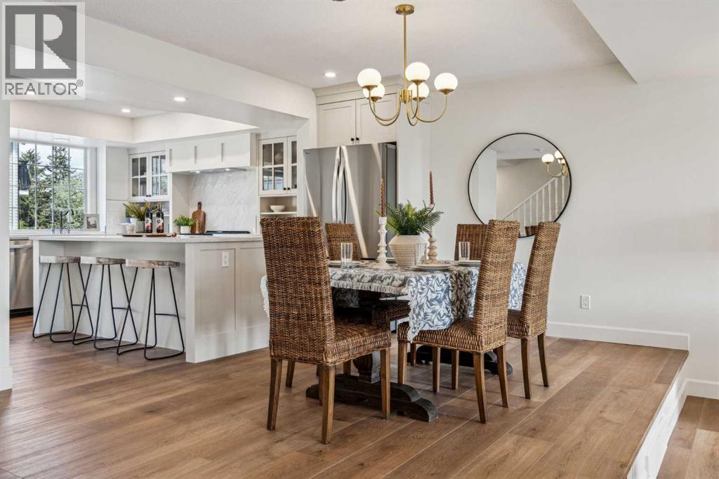 Single Family House for Sale in    Street NW Varsity Calgary 