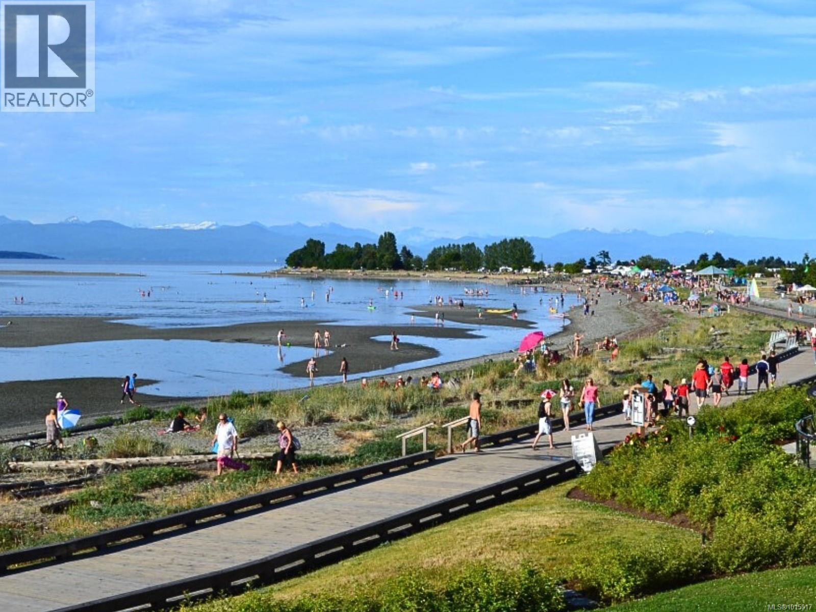 3 340 Young St, Parksville