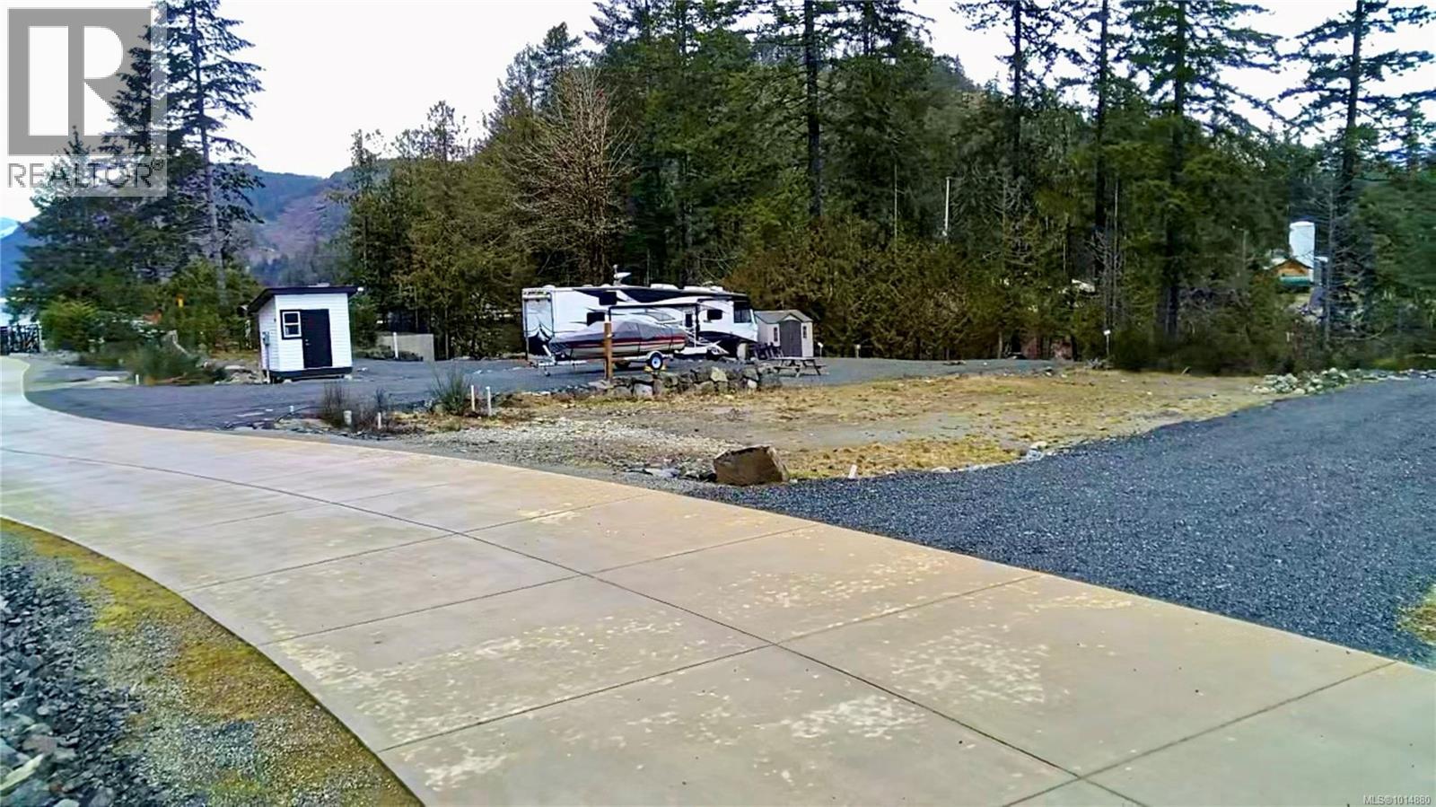 11222 Pine St, Port Alberni