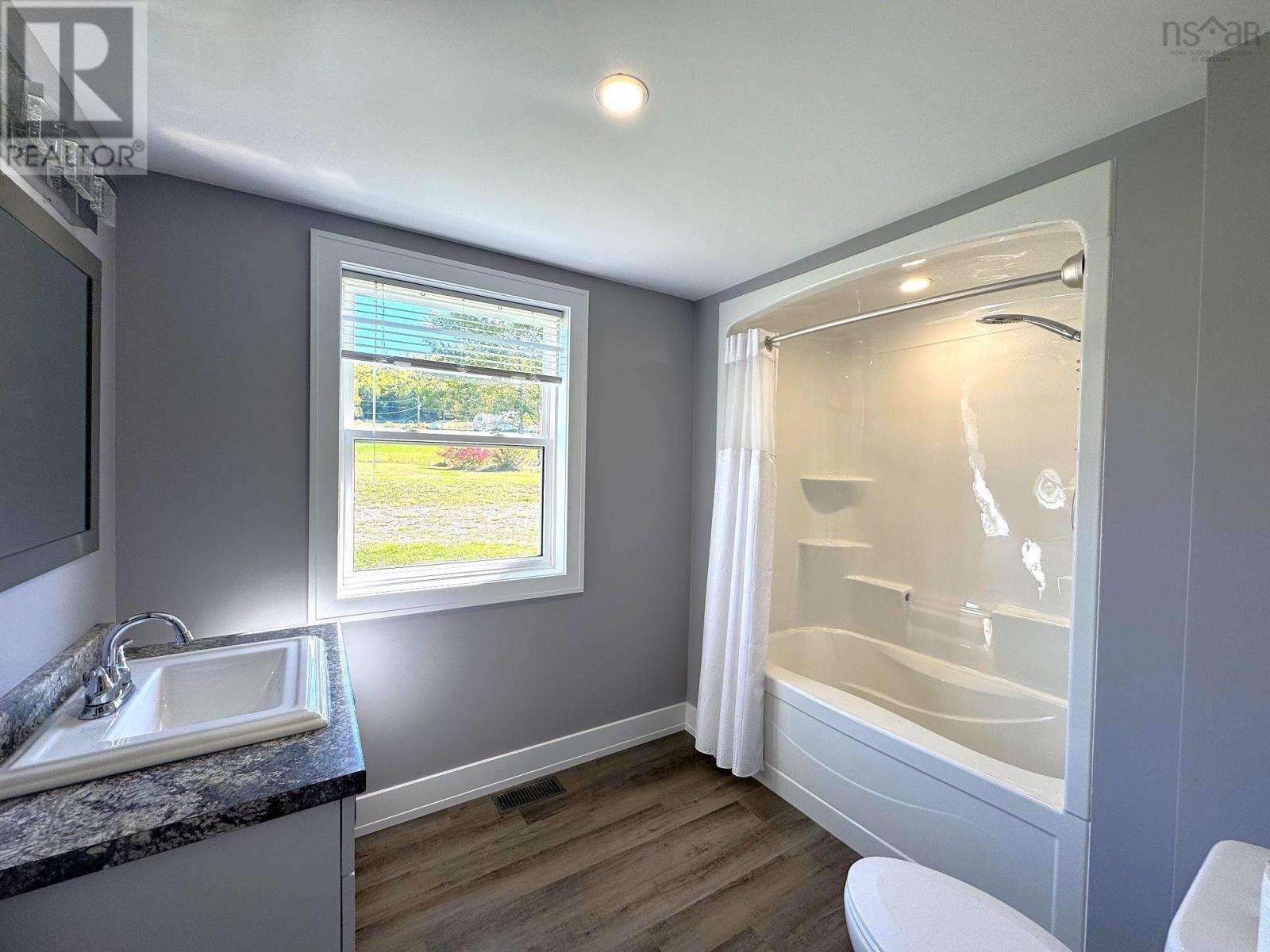 Property 30 of 44 of 3359 West bay Rd