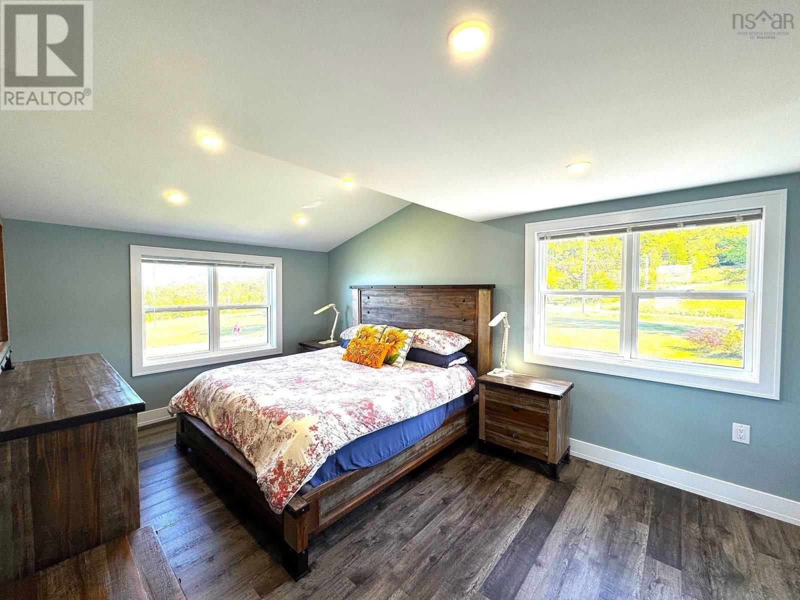 Property 39 of 44 of 3359 West bay Rd