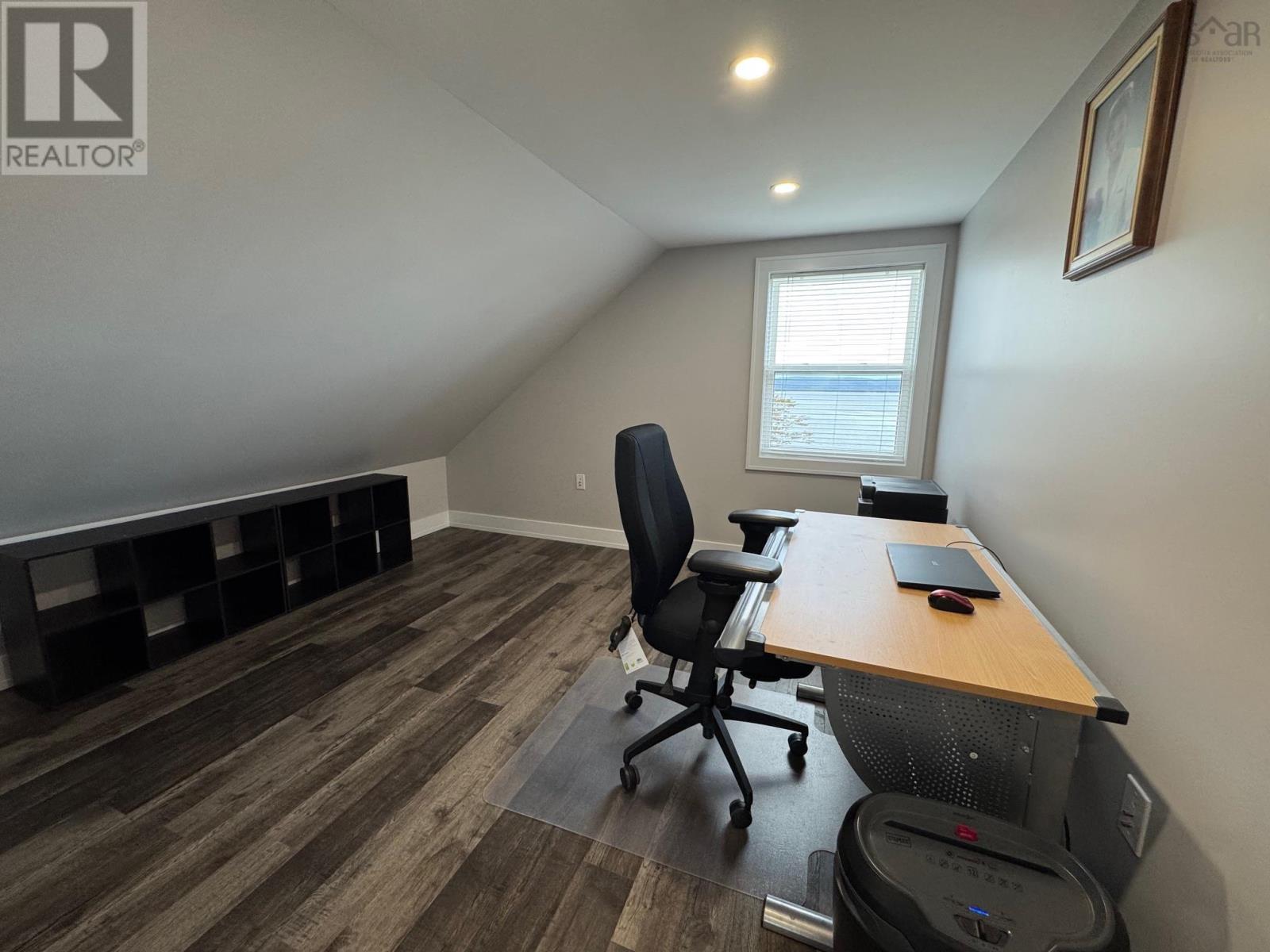 Property 43 of 44 of 3359 West bay Rd