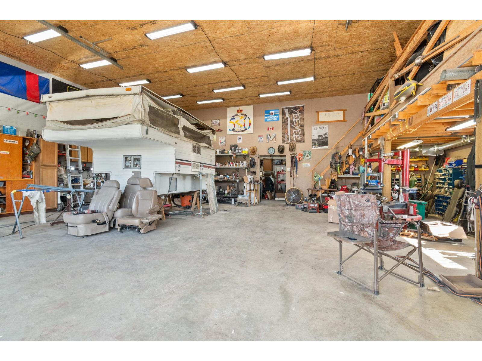 6050 CHADSEY ROAD, Greendale, Chilliwack