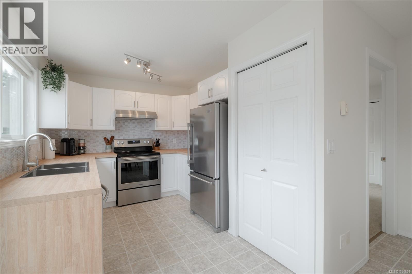 2575 2ND Ave, Port Alberni