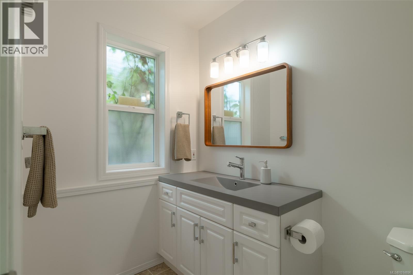 2575 2ND Ave, Port Alberni