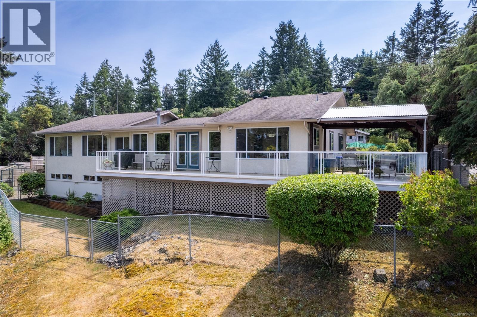 3022 Park Pl, Nanoose Bay