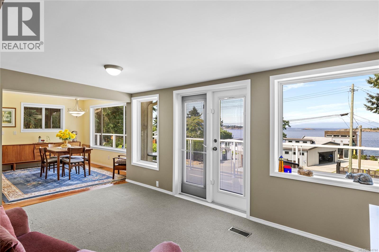 3022 Park Pl, Nanoose Bay