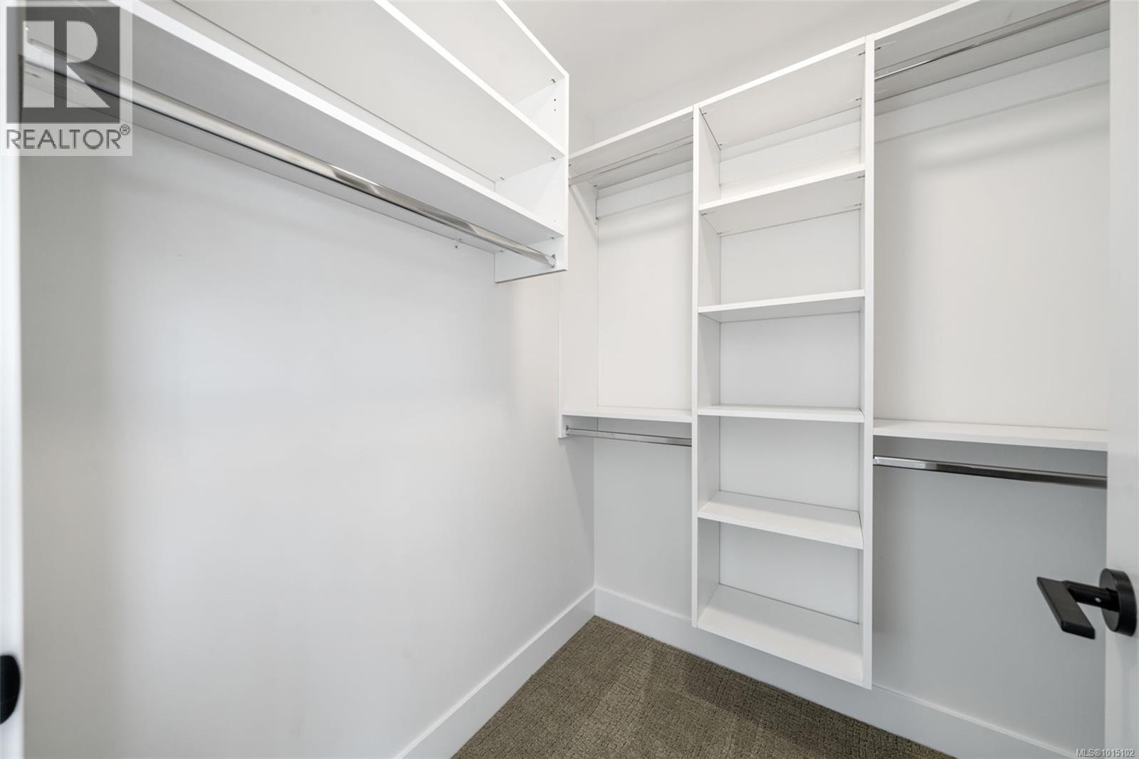 1433 Dolomite Ridge, Langford