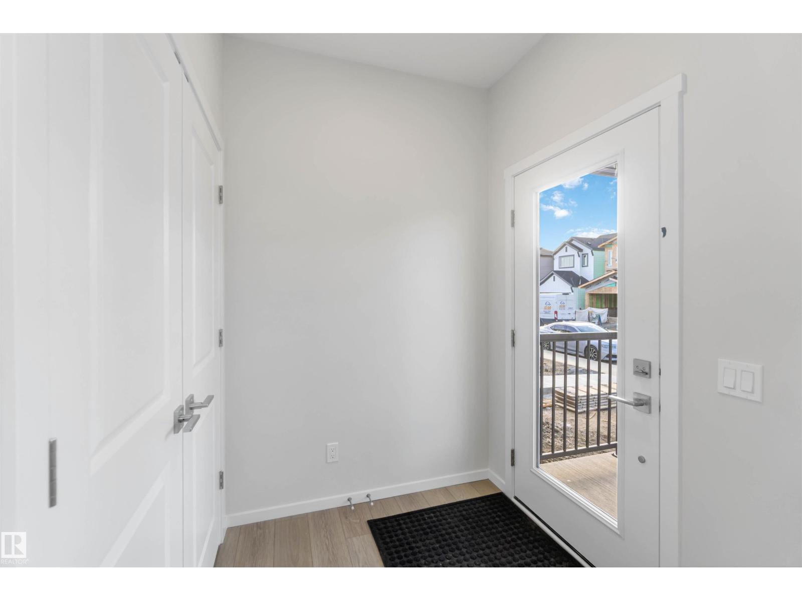 18940 28 AV NW NW, Edmonton