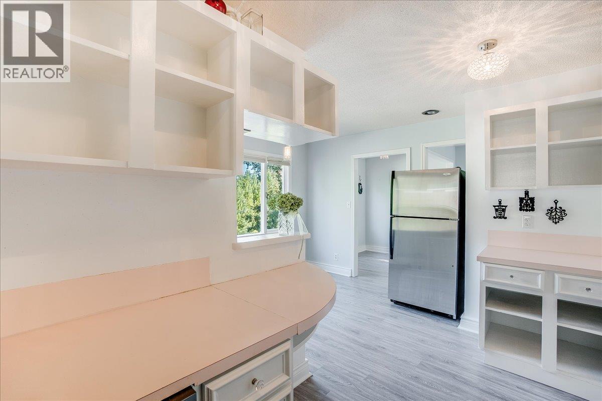 821 Gordon Street - 18