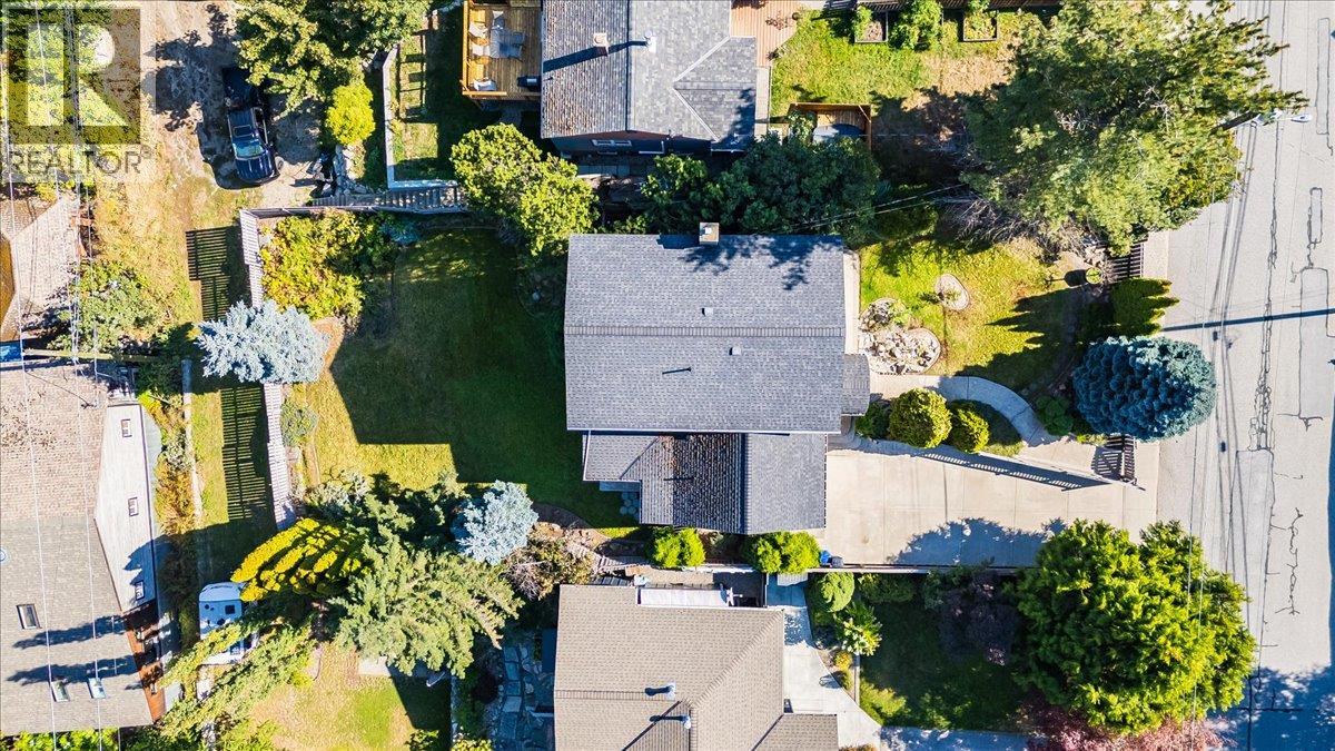821 Gordon Street - 64