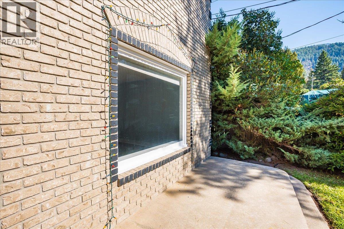 821 Gordon Street - 66