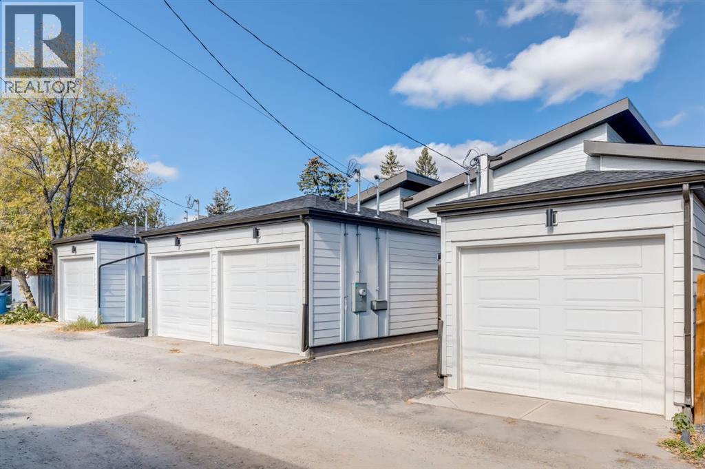Multi-family House for Sale in   Avenue NE Tuxedo Park Calgary 