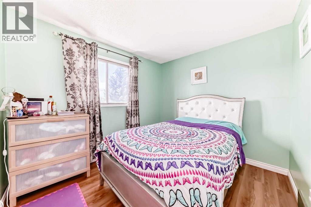 Single Family House for Sale in   Street NE Temple Calgary 