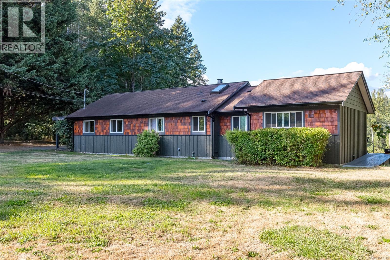 5410 Matson Rd, Ladysmith