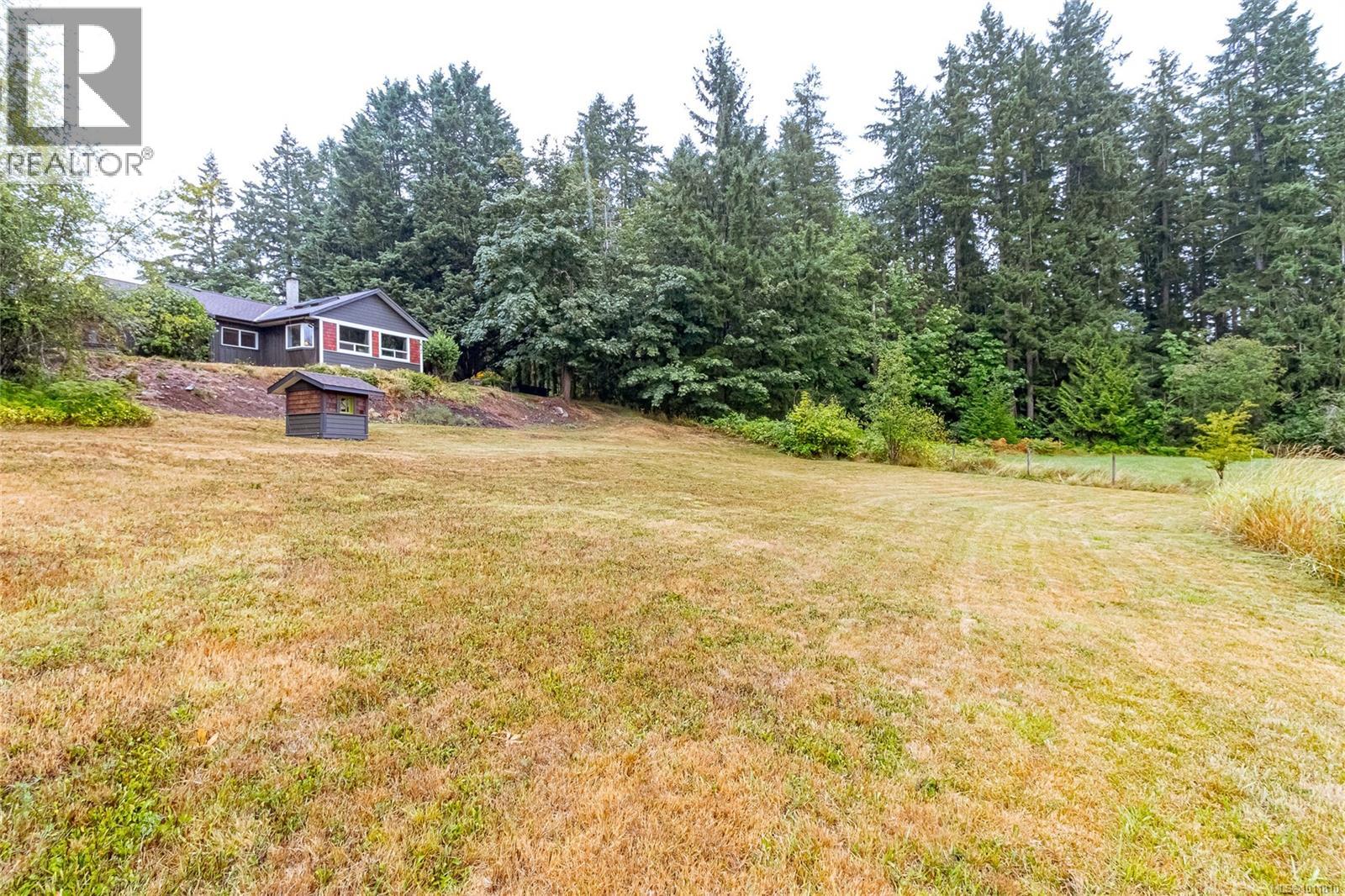 5410 Matson Rd, Ladysmith