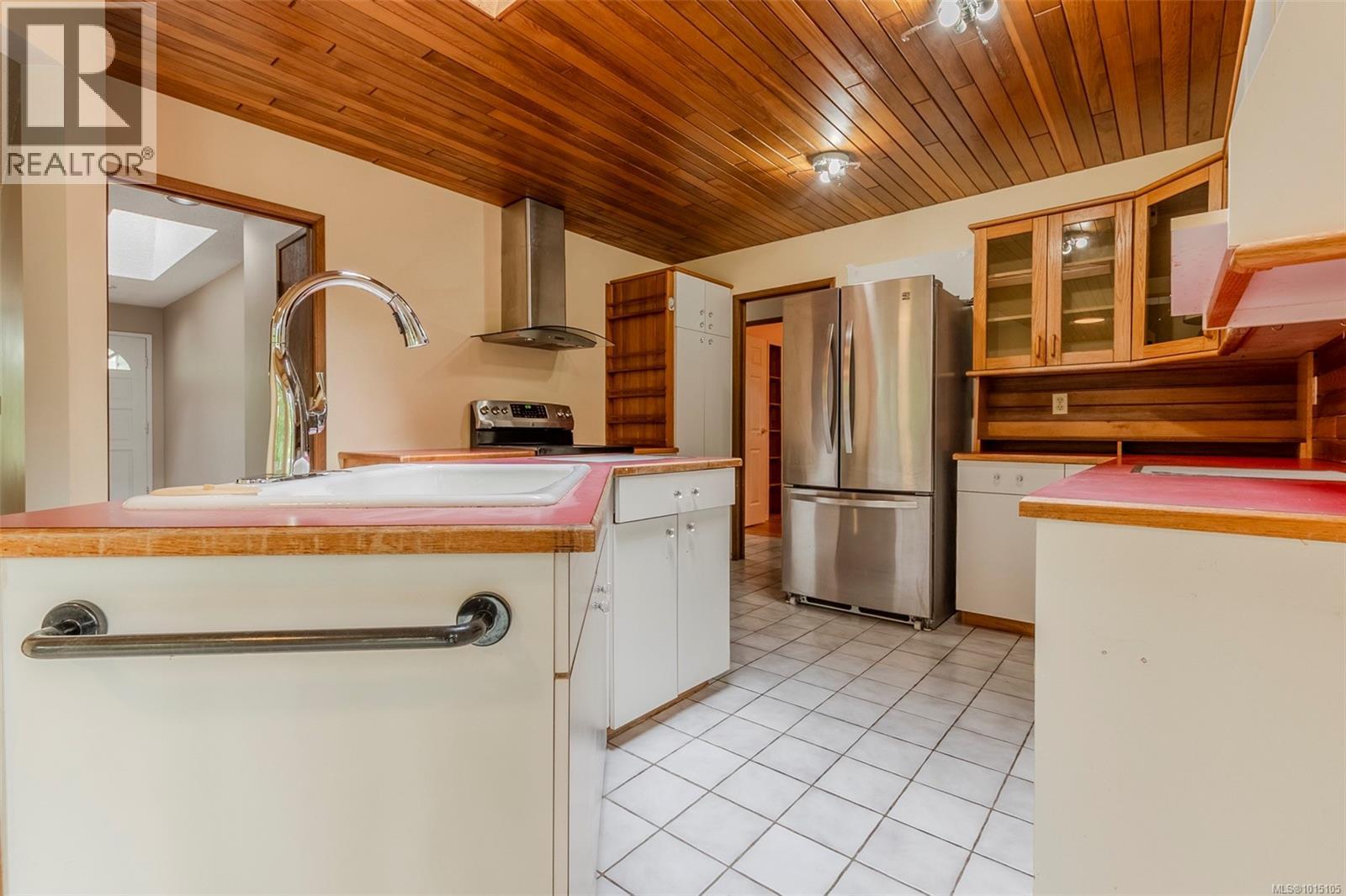 6011 Mary St, Duncan