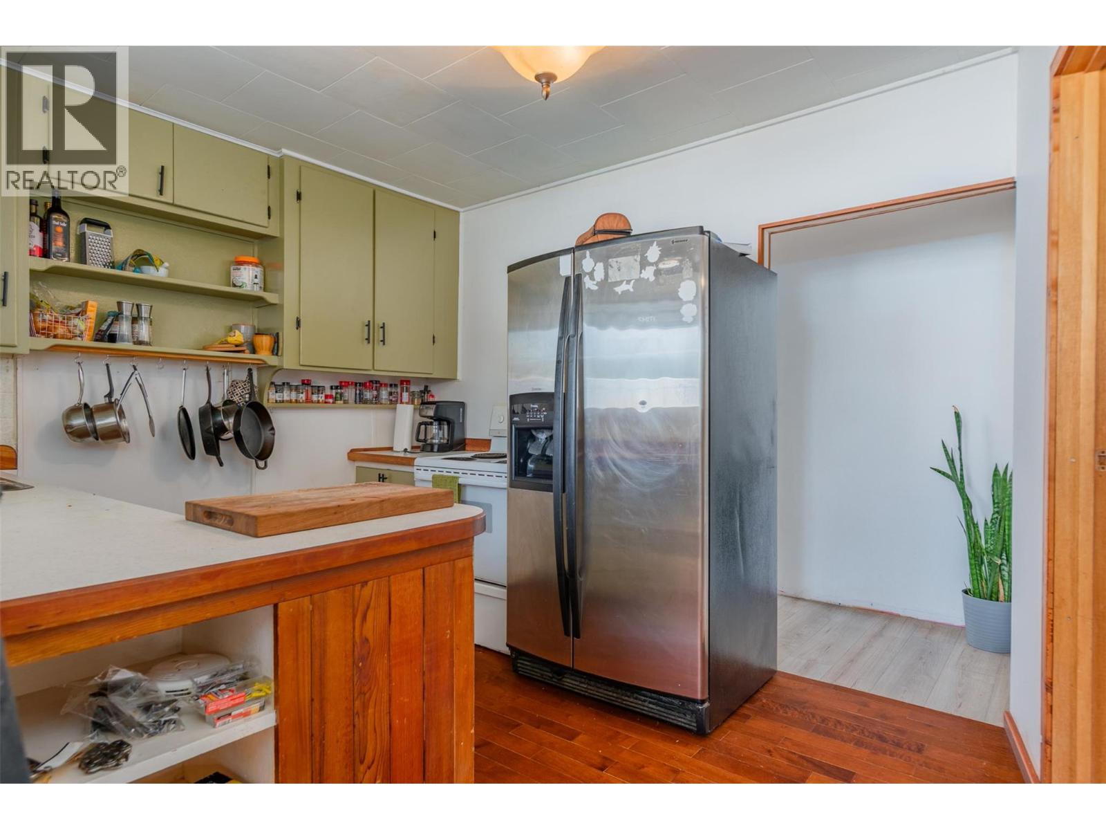 320 RIVER Lane, Kaslo