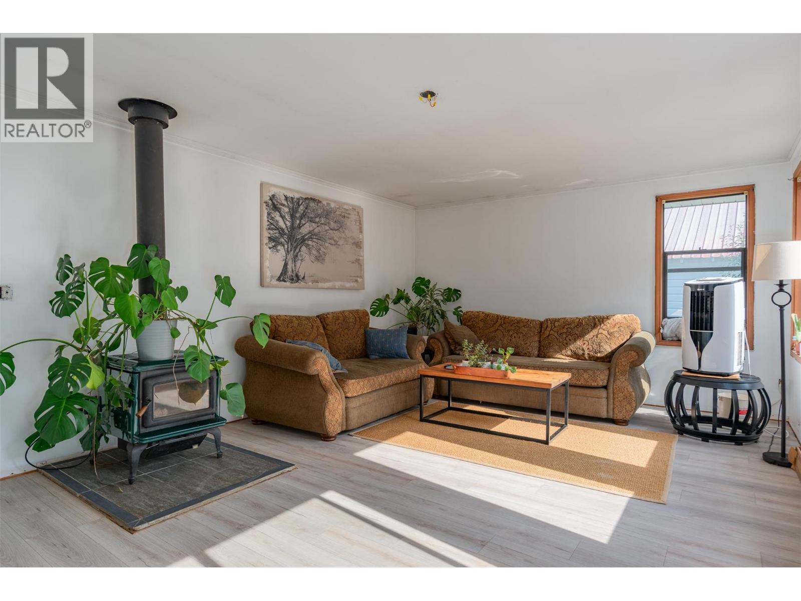 320 RIVER Lane, Kaslo