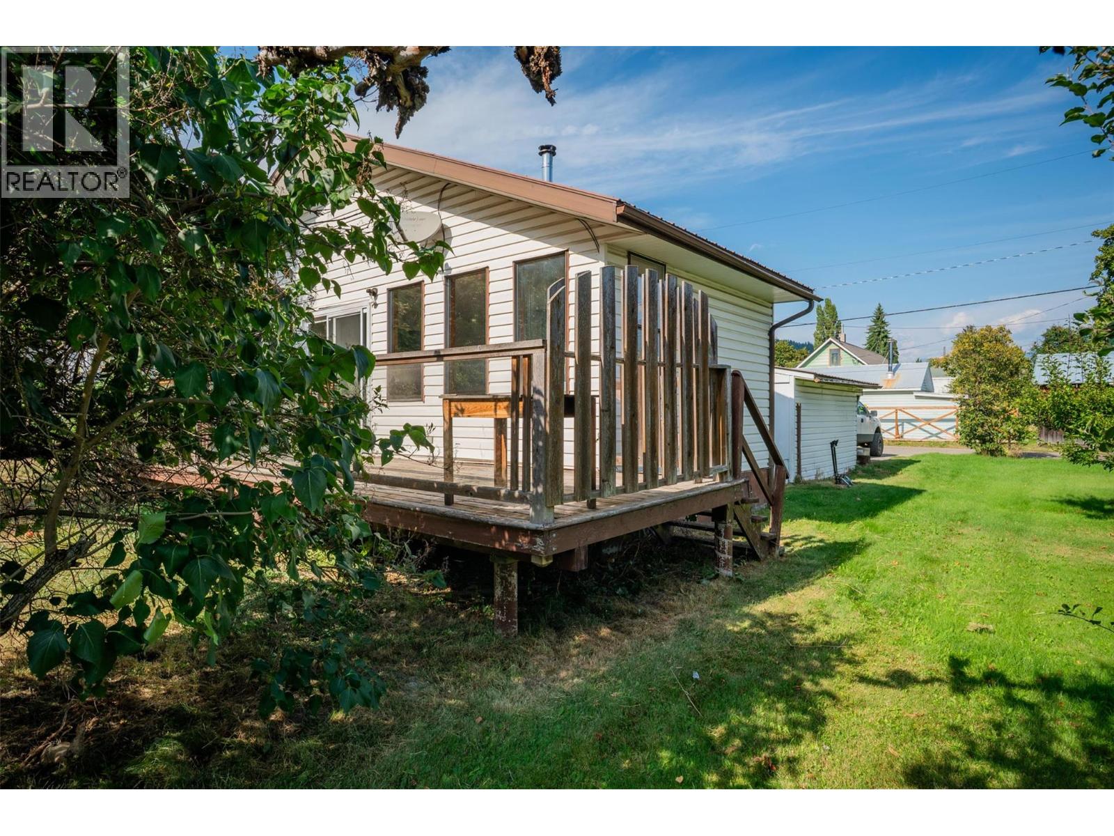 320 RIVER Lane, Kaslo