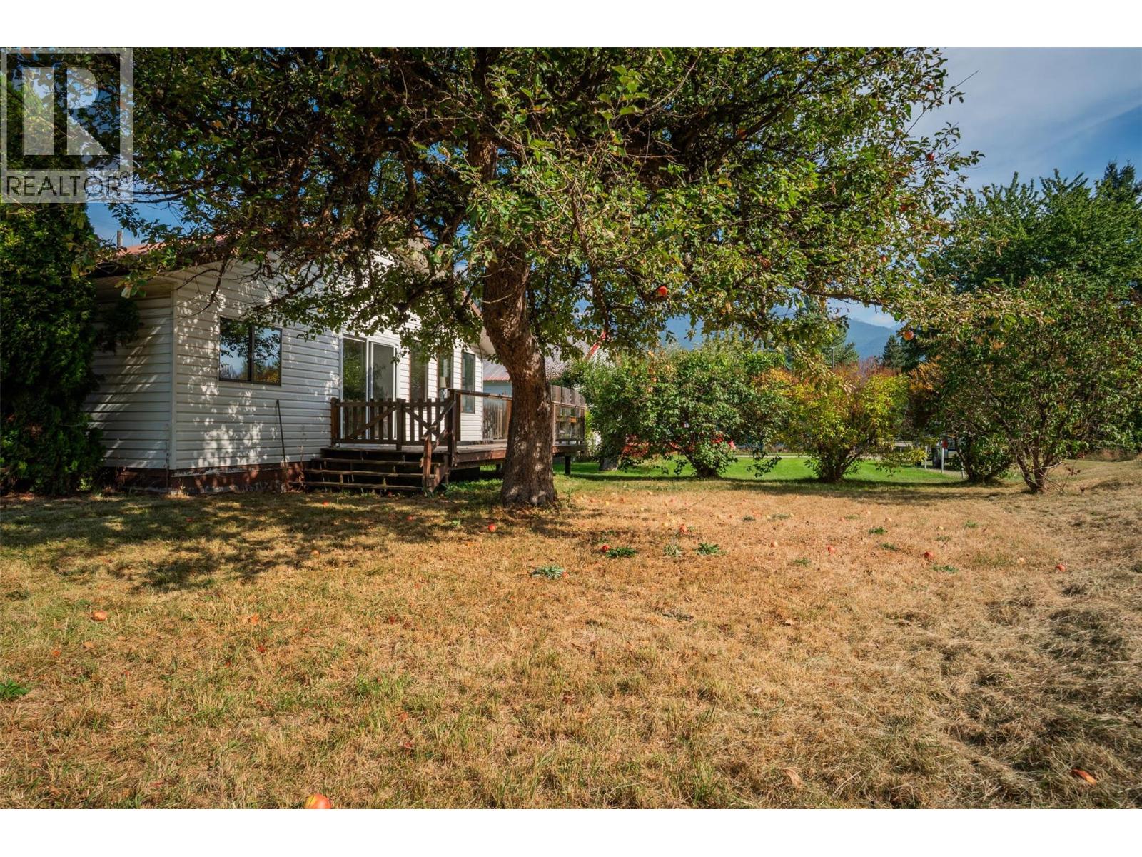 320 RIVER Lane, Kaslo