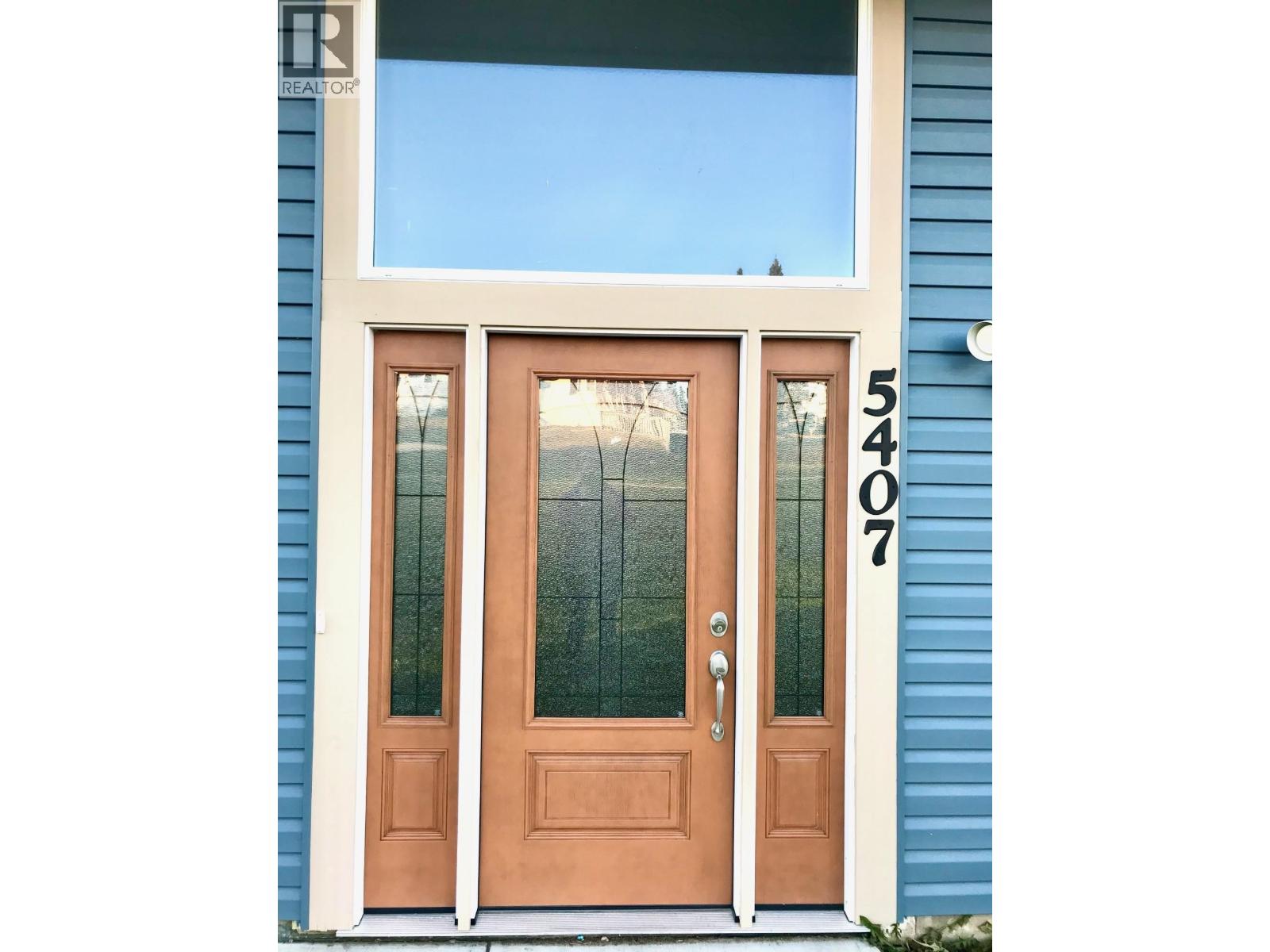 5407 W 54 AVENUE, Fort Nelson