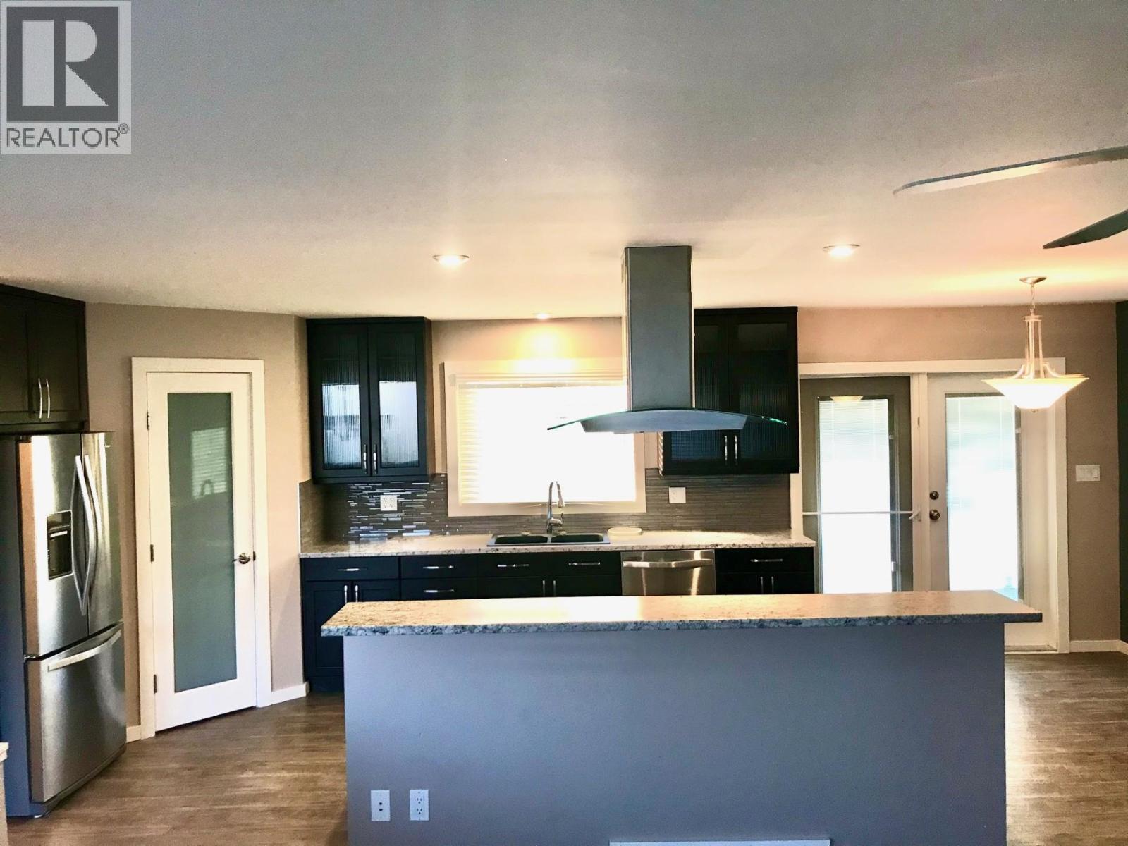 5407 W 54 AVENUE, Fort Nelson