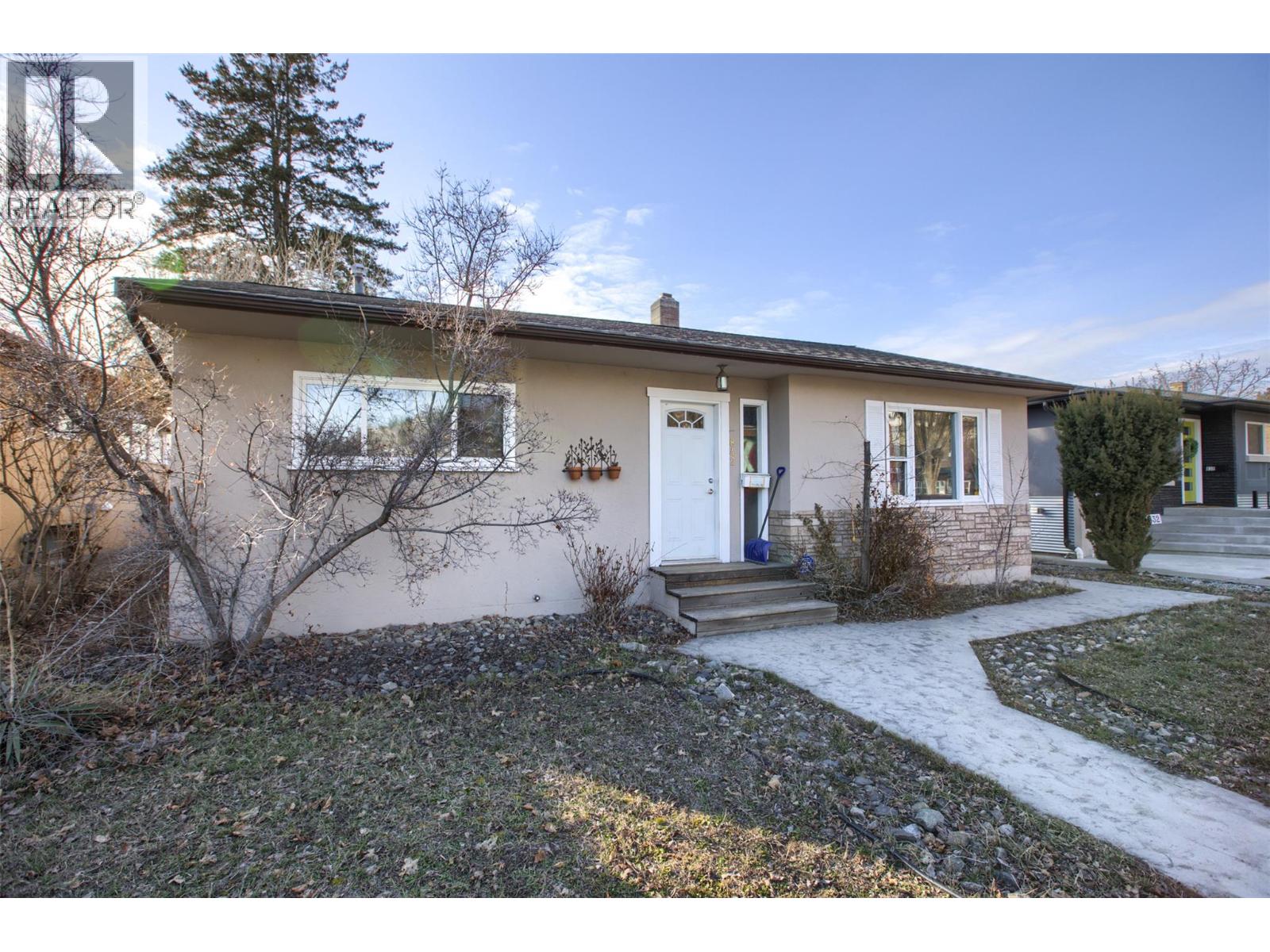 842 Walrod Street, Kelowna