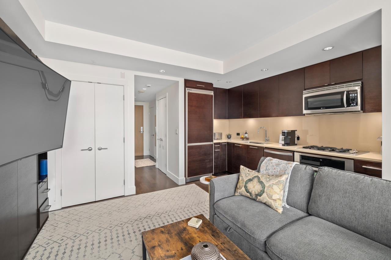 905 1473 JOHNSTON ROAD, White Rock