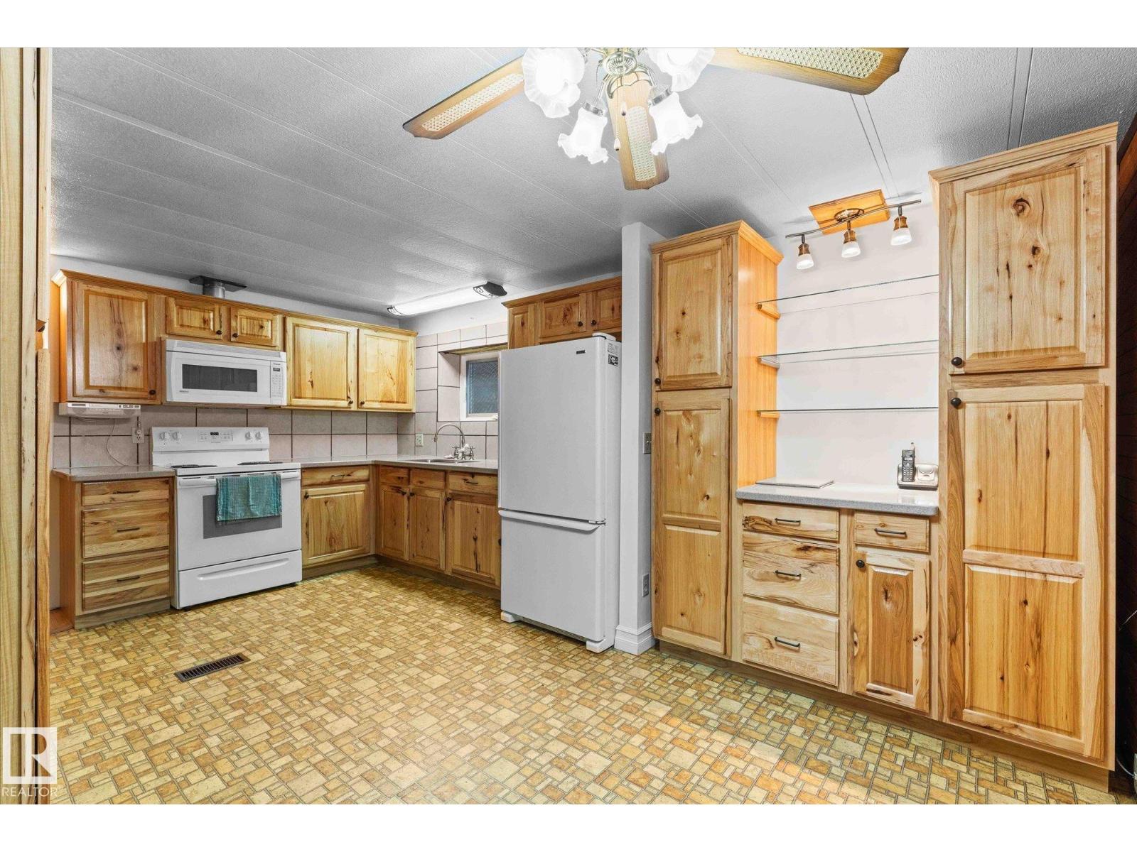 #412 & 411 53303 RGE ROAD 31, Rural Parkland County