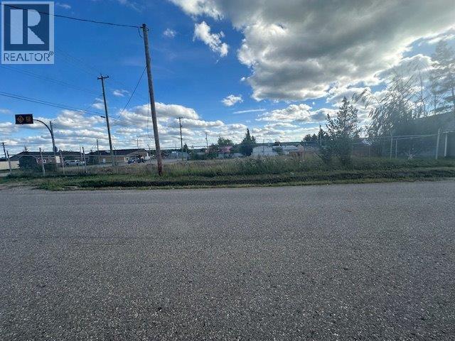 5012 50 Street, Pouce Coupe
