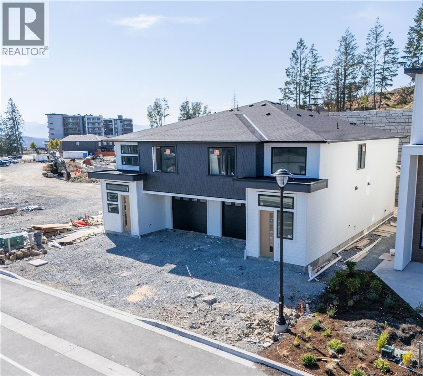 1565 Marble Pl, Langford
