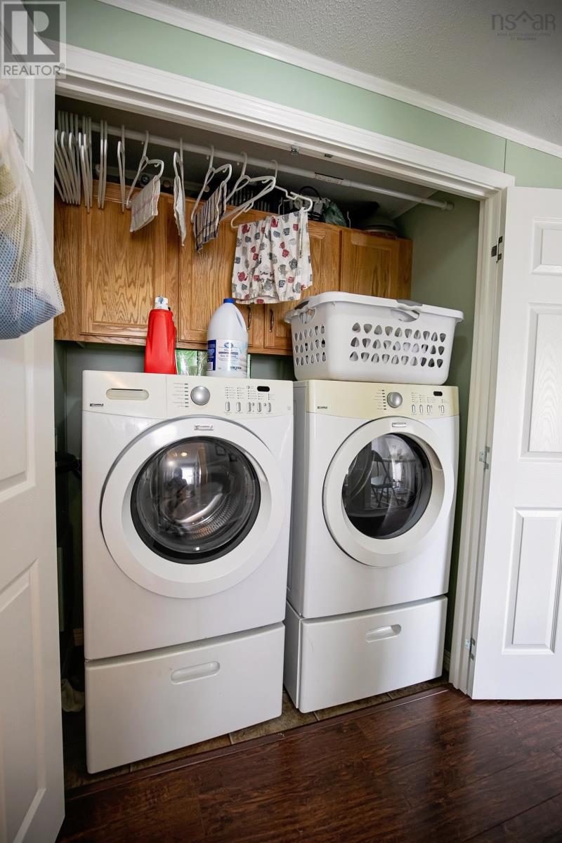 Property 33 of 38 of 50 Pinehurst Street