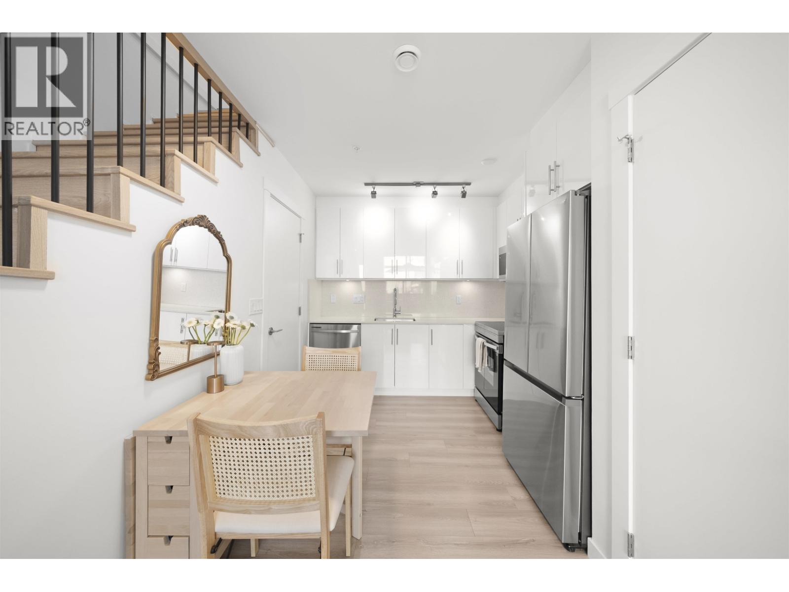 103 232 SIXTH STREET, New Westminster