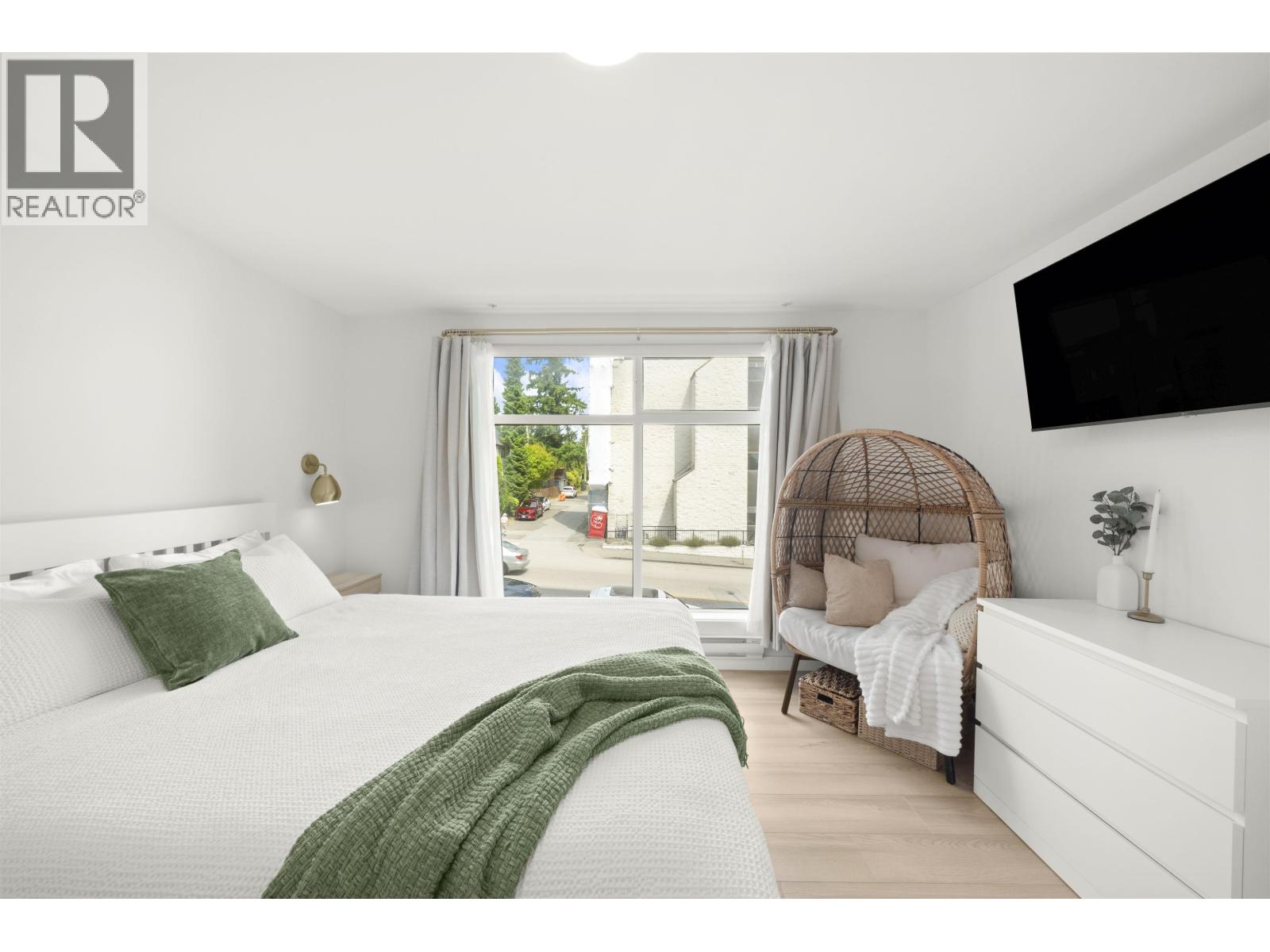 103 232 SIXTH STREET, New Westminster