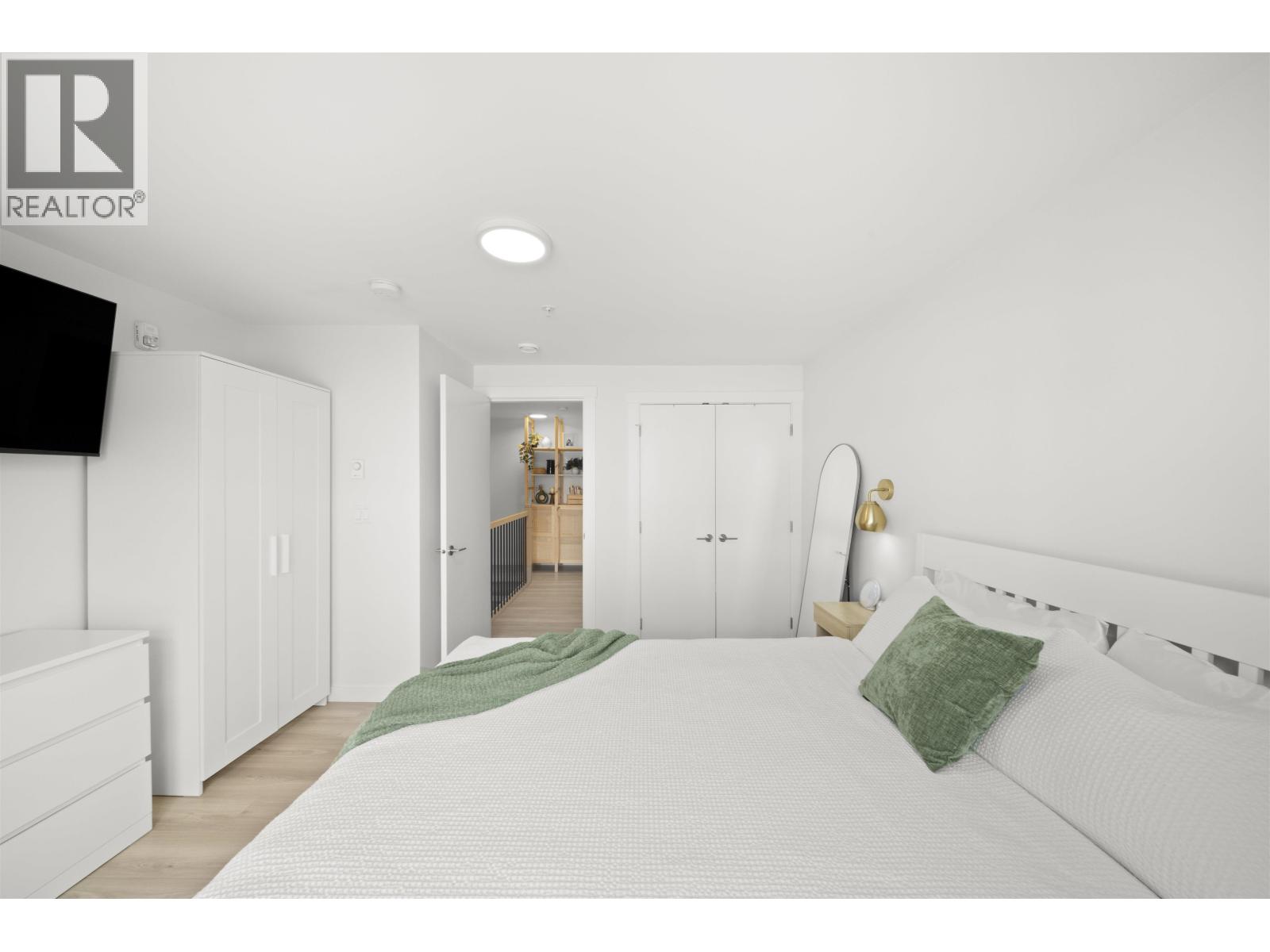 103 232 SIXTH STREET, New Westminster